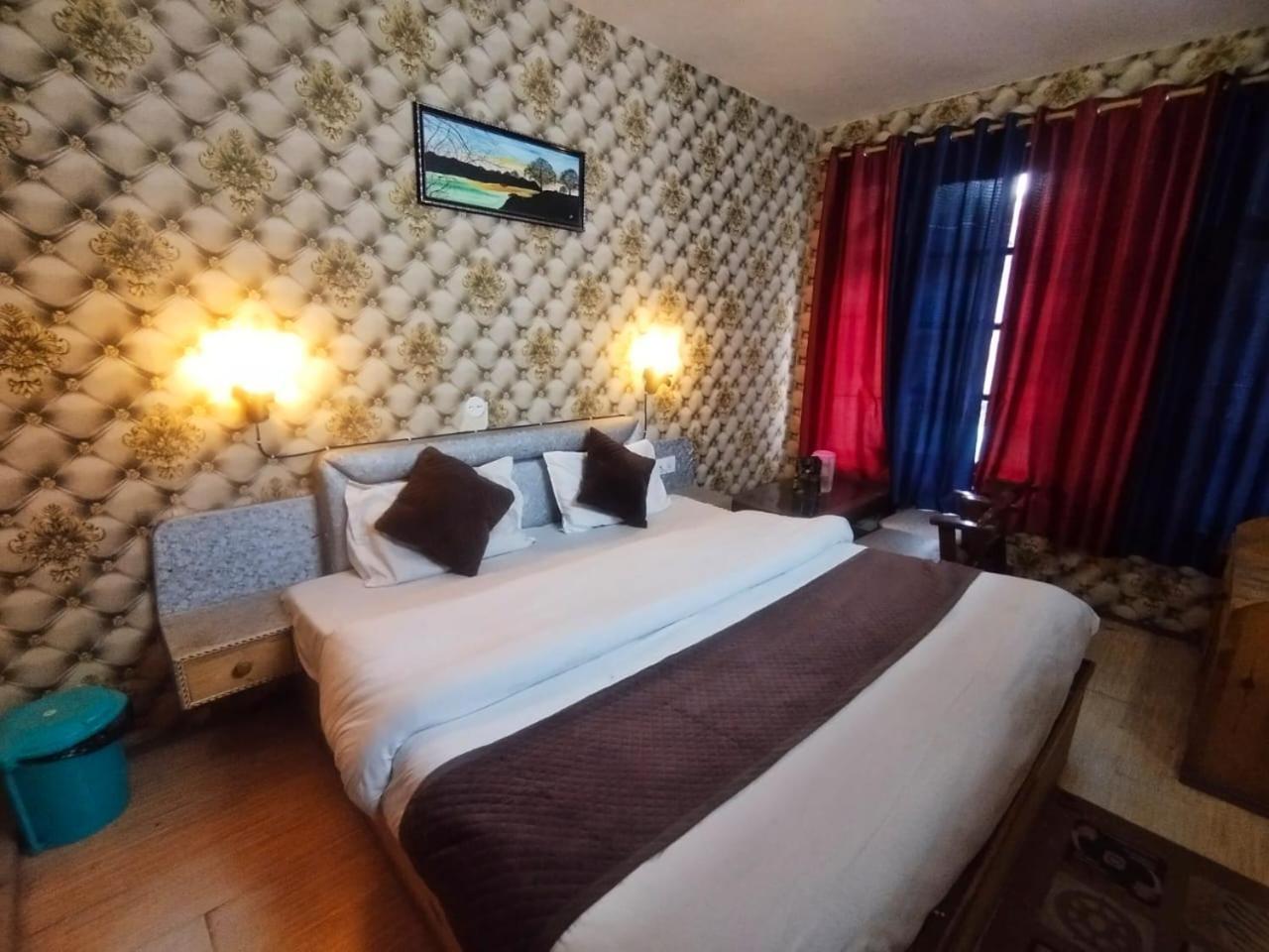 Hotel Gilbert Mountain View Manali  Ngoại thất bức ảnh